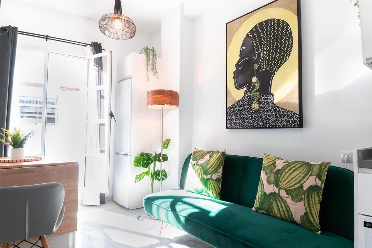 Downtown Apartment With Private Terrace & Jacuzzi إشبيلية المظهر الخارجي الصورة