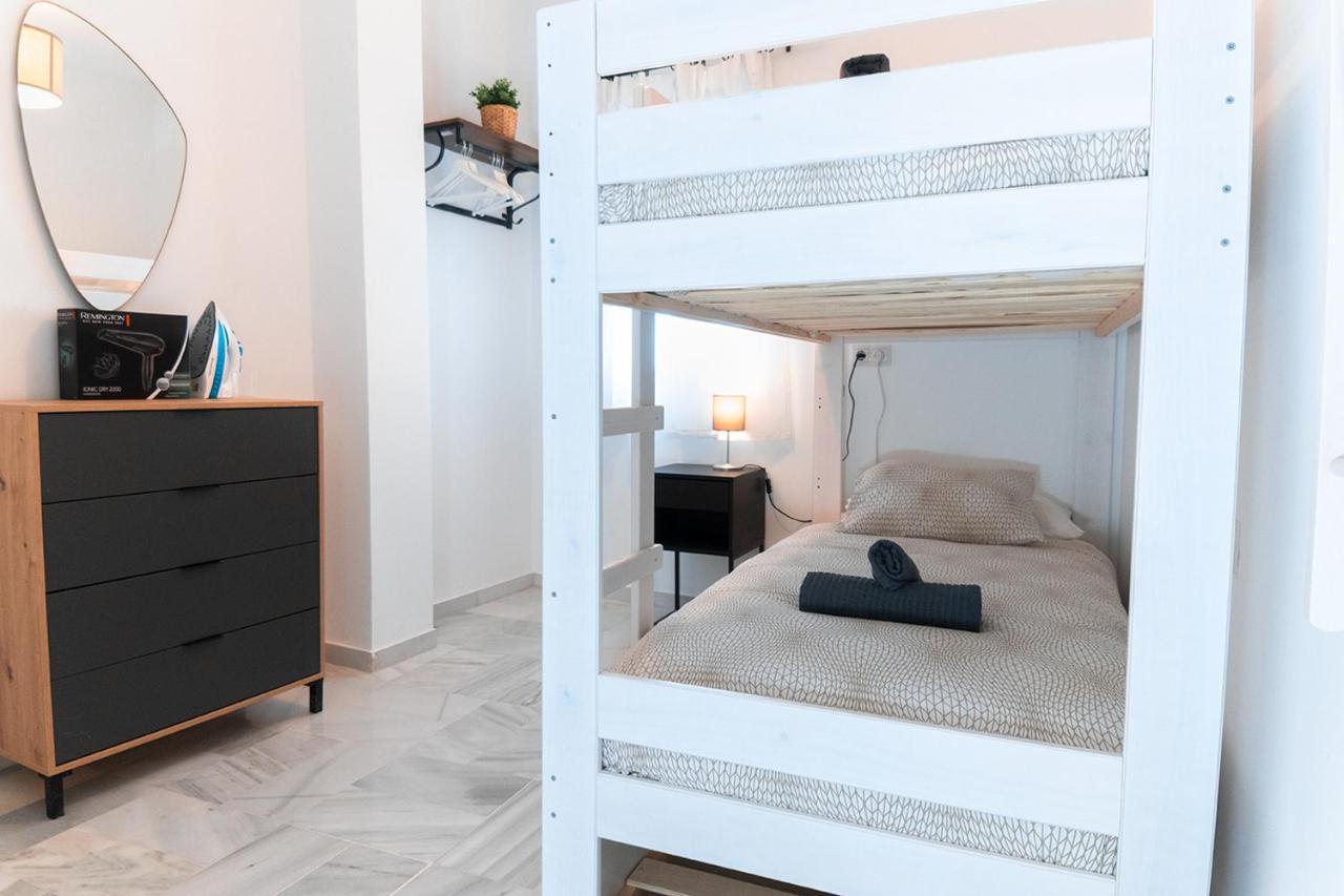 Downtown Apartment With Private Terrace & Jacuzzi إشبيلية المظهر الخارجي الصورة